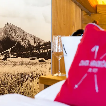 Hradecanka Hotel *
