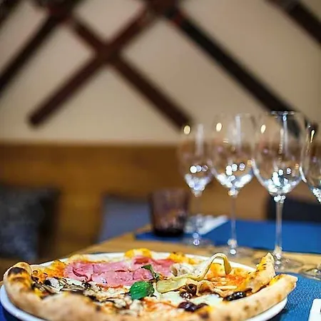 Hradecanka Hotel Horna Mała Upa